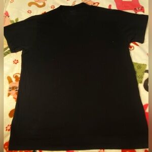 Gildan Men's Black V-Neck Tee